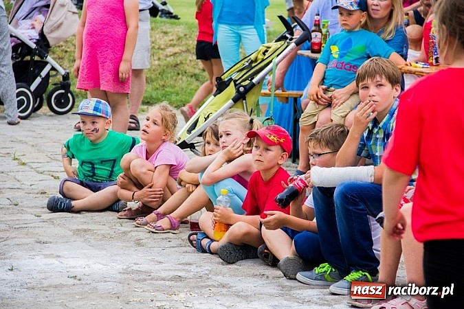 Zdjęcie w galerii na portalu naszraciborz.pl: Wilk i siedem koźlątek na festynie rodzinnym w Studziennej wiadomości z regionu