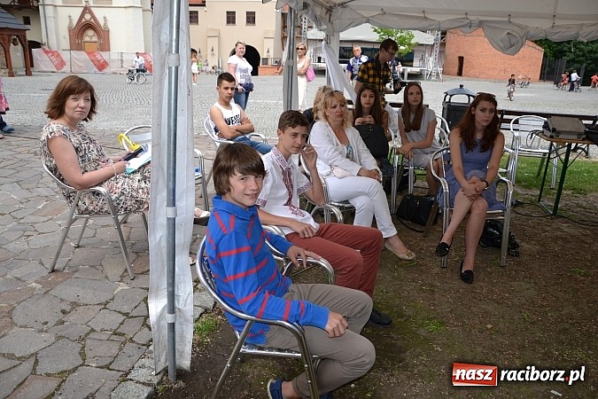 Zdjęcie w galerii na portalu naszraciborz.pl: Polsko-ukraiński muzyczny recital zabrzmiał na Zamku Piastowskim wiadomości z regionu