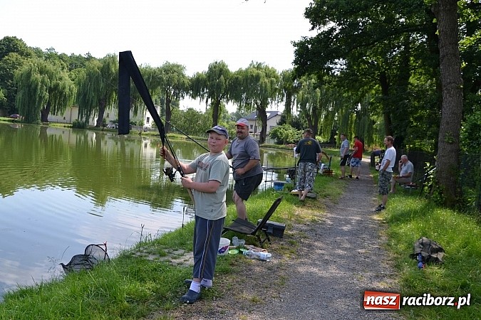 Zdjęcie w galerii na portalu naszraciborz.pl: Tworków. Łowili o puchar wójta wiadomości z regionu