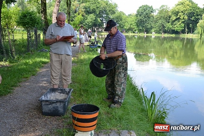 Zdjęcie w galerii na portalu naszraciborz.pl: Tworków. Łowili o puchar wójta wiadomości z regionu
