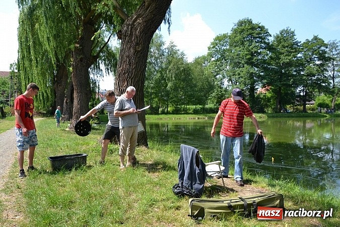 Zdjęcie w galerii na portalu naszraciborz.pl: Tworków. Łowili o puchar wójta wiadomości z regionu