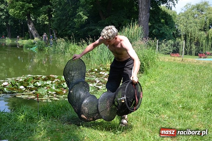 Zdjęcie w galerii na portalu naszraciborz.pl: Tworków. Łowili o puchar wójta wiadomości z regionu