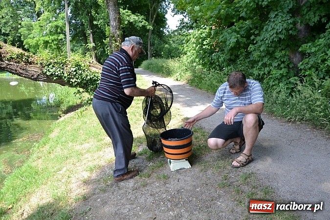 Zdjęcie w galerii na portalu naszraciborz.pl: Tworków. Łowili o puchar wójta wiadomości z regionu