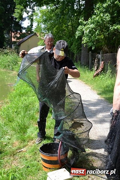 Zdjęcie w galerii na portalu naszraciborz.pl: Tworków. Łowili o puchar wójta wiadomości z regionu