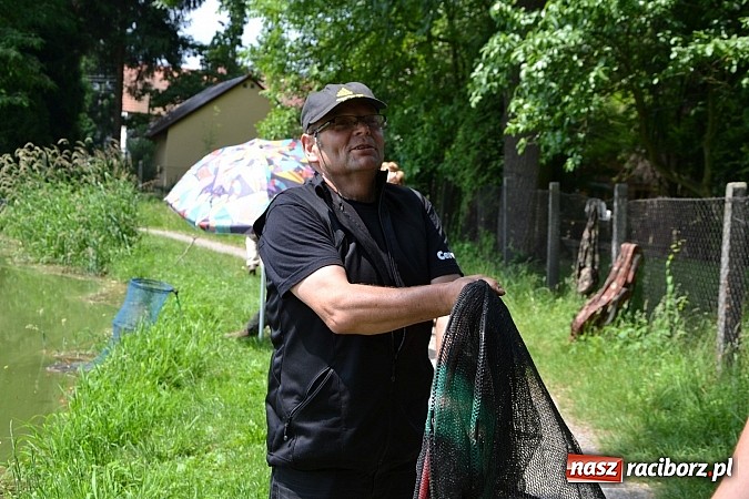 Zdjęcie w galerii na portalu naszraciborz.pl: Tworków. Łowili o puchar wójta wiadomości z regionu