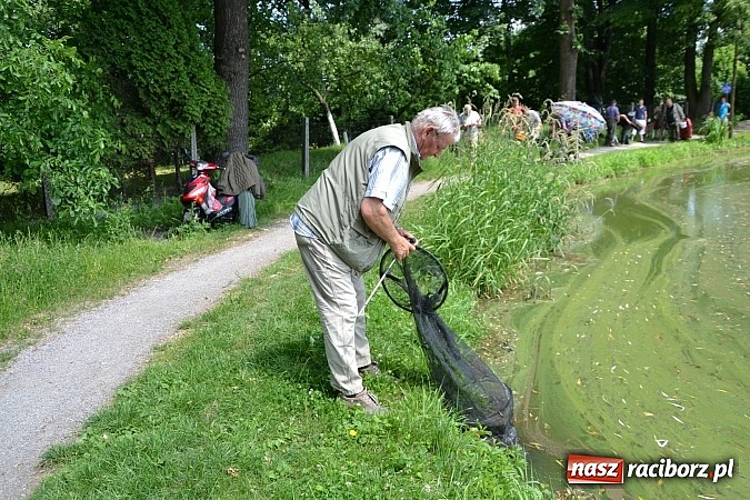 Zdjęcie w galerii na portalu naszraciborz.pl: Tworków. Łowili o puchar wójta wiadomości z regionu