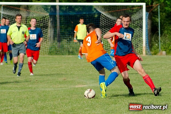 Zdjęcie w galerii na portalu naszraciborz.pl: B klasa: Nieudana pogoń Wojnowic wiadomości z regionu