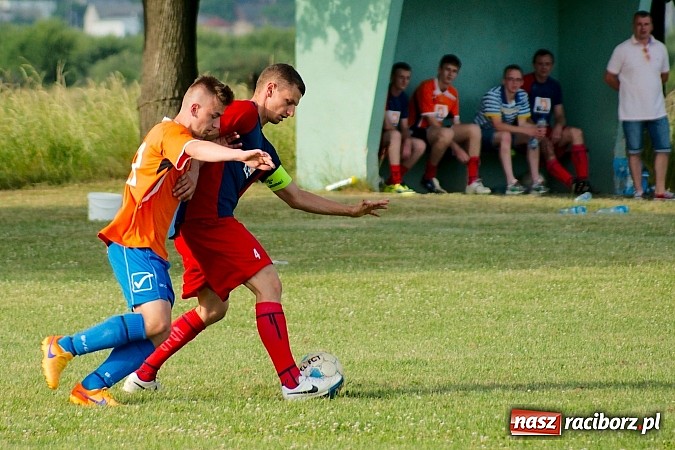 Zdjęcie w galerii na portalu naszraciborz.pl: B klasa: Nieudana pogoń Wojnowic wiadomości z regionu
