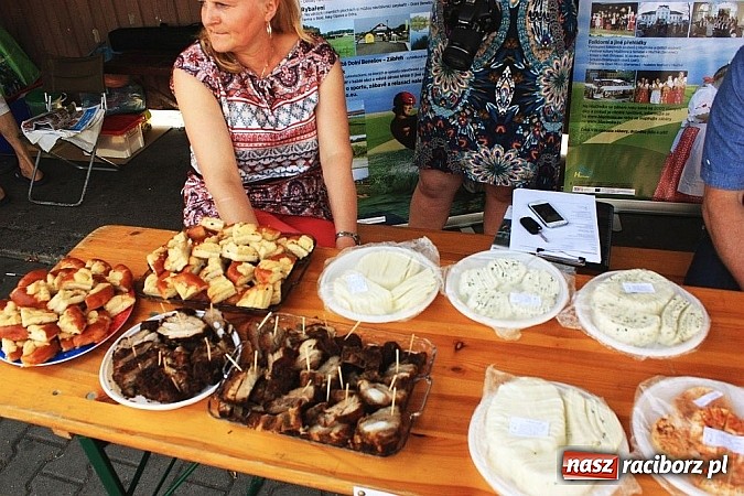 Zdjęcie w galerii na portalu naszraciborz.pl: Tak się bawiono na festynie w Krzanowicach! wiadomości z regionu