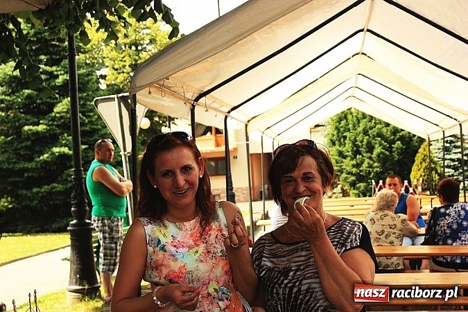 Zdjęcie w galerii na portalu naszraciborz.pl: Tak się bawiono na festynie w Krzanowicach! wiadomości z regionu