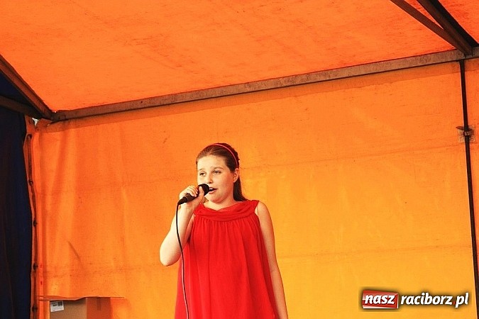 Zdjęcie w galerii na portalu naszraciborz.pl: Tak się bawiono na festynie w Krzanowicach! wiadomości z regionu