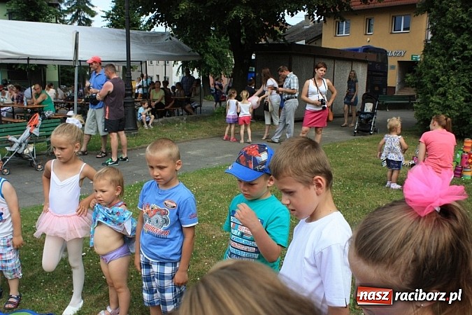 Zdjęcie w galerii na portalu naszraciborz.pl: Tak się bawiono na festynie w Krzanowicach! wiadomości z regionu
