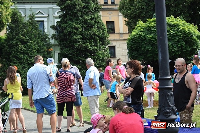 Zdjęcie w galerii na portalu naszraciborz.pl: Tak się bawiono na festynie w Krzanowicach! wiadomości z regionu