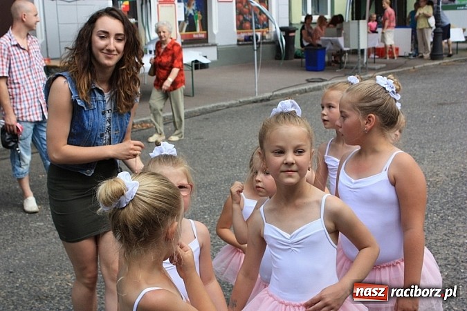 Zdjęcie w galerii na portalu naszraciborz.pl: Tak się bawiono na festynie w Krzanowicach! wiadomości z regionu
