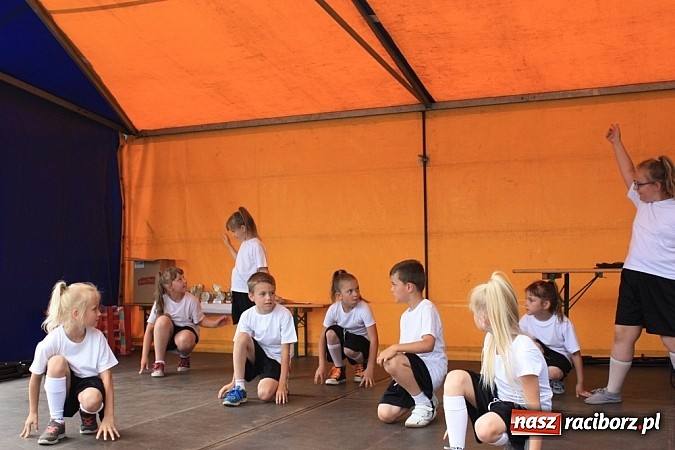 Zdjęcie w galerii na portalu naszraciborz.pl: Tak się bawiono na festynie w Krzanowicach! wiadomości z regionu