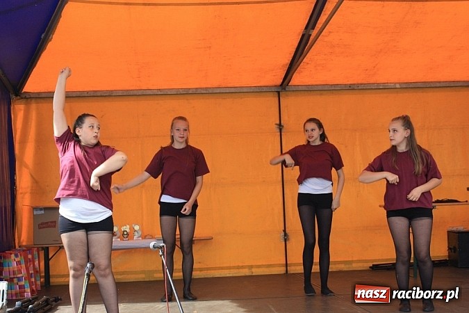 Zdjęcie w galerii na portalu naszraciborz.pl: Tak się bawiono na festynie w Krzanowicach! wiadomości z regionu