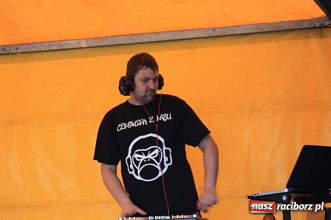 Zdjęcie w galerii na portalu naszraciborz.pl: Tak się bawiono na festynie w Krzanowicach! wiadomości z regionu