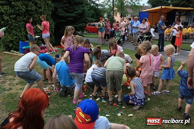 Zdjęcie w galerii na portalu naszraciborz.pl: Tak się bawiono na festynie w Krzanowicach! wiadomości z regionu