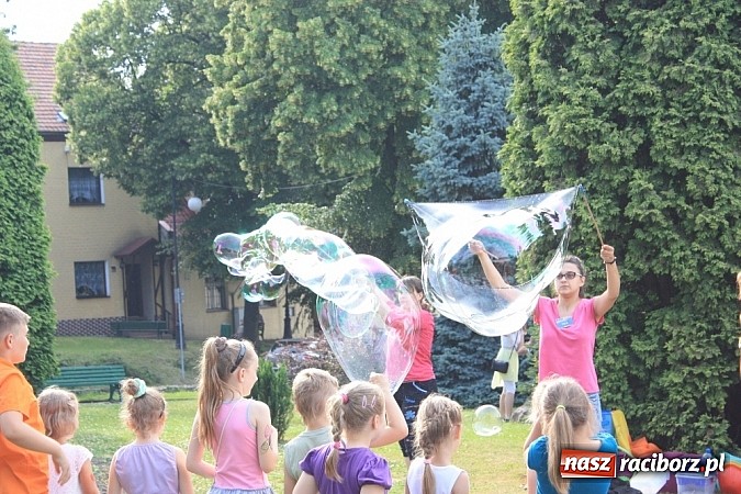 Zdjęcie w galerii na portalu naszraciborz.pl: Tak się bawiono na festynie w Krzanowicach! wiadomości z regionu
