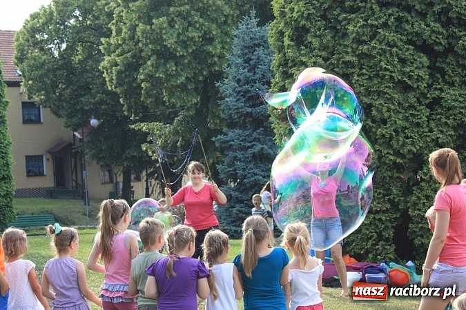 Zdjęcie w galerii na portalu naszraciborz.pl: Tak się bawiono na festynie w Krzanowicach! wiadomości z regionu