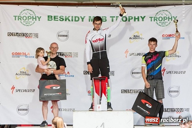 Zdjęcie w galerii na portalu naszraciborz.pl: KKS RAFAKO MTB Team na beskidzkich bezdrożach wiadomości z regionu