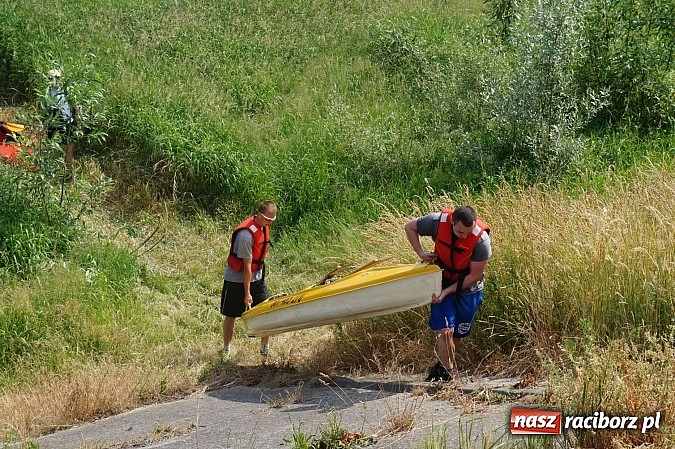 Zdjęcie w galerii na portalu naszraciborz.pl: Spływ kajakowy Bohumin- Racibórz wiadomości z regionu
