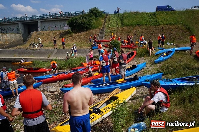 Zdjęcie w galerii na portalu naszraciborz.pl: Spływ kajakowy Bohumin- Racibórz wiadomości z regionu
