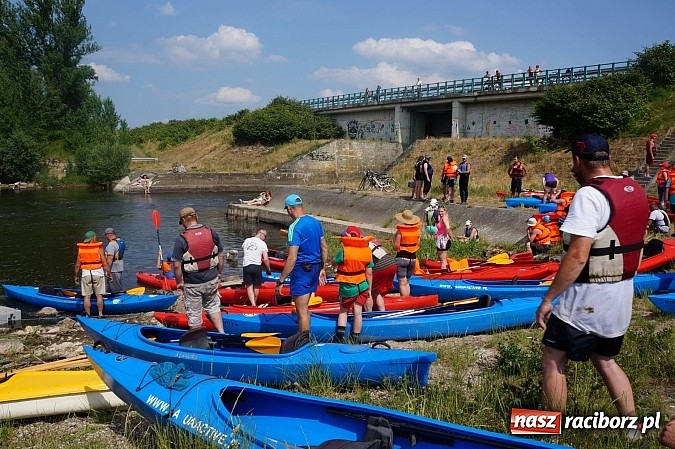 Zdjęcie w galerii na portalu naszraciborz.pl: Spływ kajakowy Bohumin- Racibórz wiadomości z regionu
