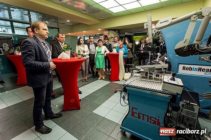 Zdjęcie w galerii na portalu naszraciborz.pl: RAFAKO przyczynia się do ratowania ludzkich serc wiadomości z regionu