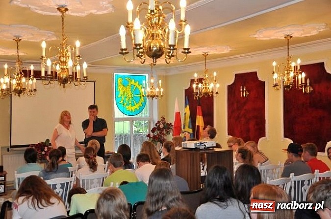 Zdjęcie w galerii na portalu naszraciborz.pl: Goście z Waltrop w ZSO w Kuźni Raciborskiej wiadomości z regionu