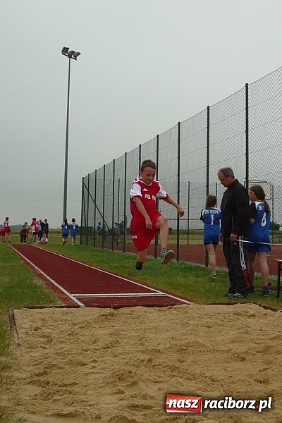 Zdjęcie w galerii na portalu naszraciborz.pl: Tworków. Czwórbój  lekkoatletyczny 2015 wiadomości z regionu