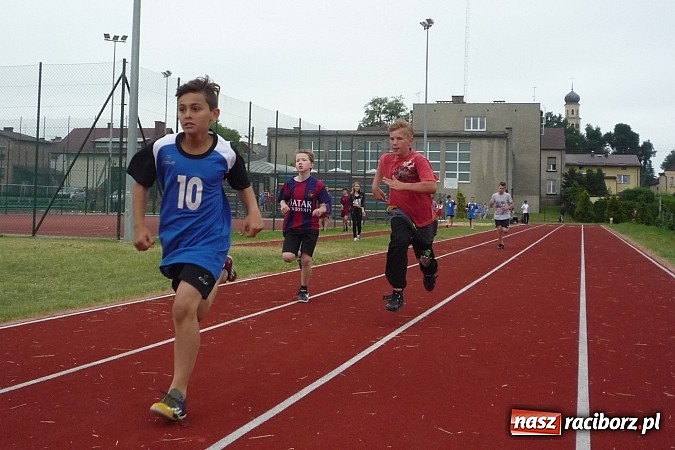 Zdjęcie w galerii na portalu naszraciborz.pl: Tworków. Czwórbój  lekkoatletyczny 2015 wiadomości z regionu