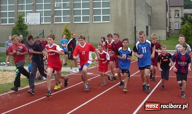 Zdjęcie w galerii na portalu naszraciborz.pl: Tworków. Czwórbój  lekkoatletyczny 2015 wiadomości z regionu