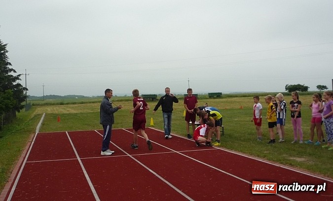 Zdjęcie w galerii na portalu naszraciborz.pl: Tworków. Czwórbój  lekkoatletyczny 2015 wiadomości z regionu
