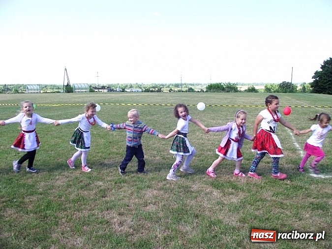 Zdjęcie w galerii na portalu naszraciborz.pl: Piknik ekologiczny dla przedszkolaków wiadomości z regionu