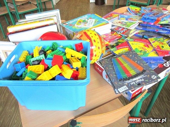 Zdjęcie w galerii na portalu naszraciborz.pl: Przyjaciół mamy wielu. Zbiórka dla ZSS w Raciborzu wiadomości z regionu