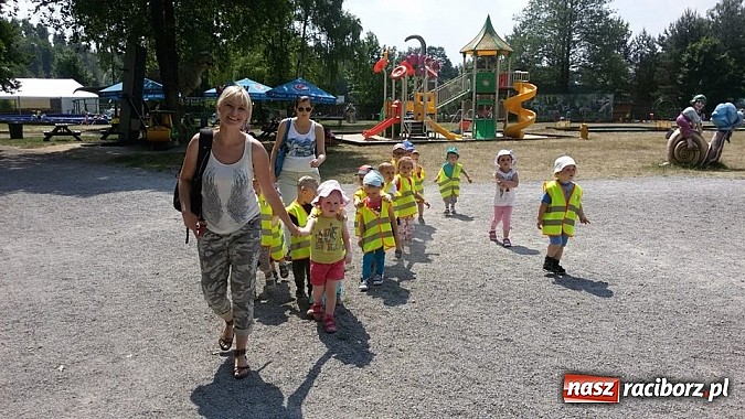 Zdjęcie w galerii na portalu naszraciborz.pl: Przedszkolaki wszystkich grup z Nędzy w Rodzinnym Parku Rozrywki wiadomości z regionu