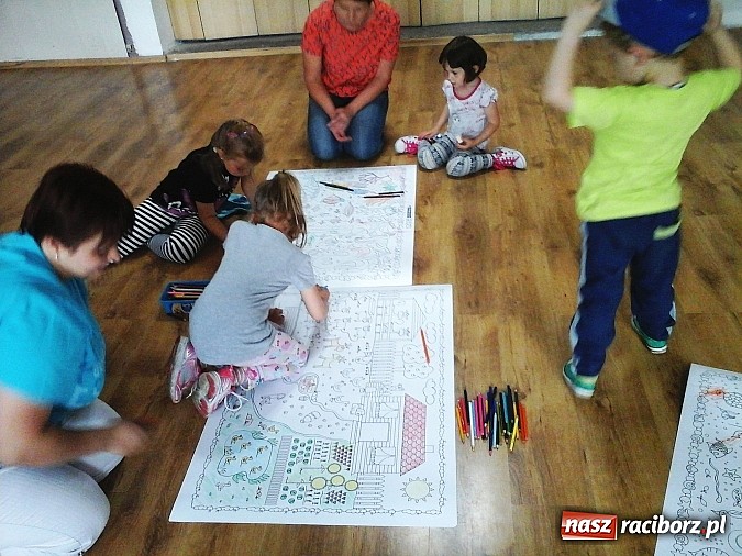 Zdjęcie w galerii na portalu naszraciborz.pl: W Szymocicach Dzień Dziecka na wesoło   wiadomości z regionu