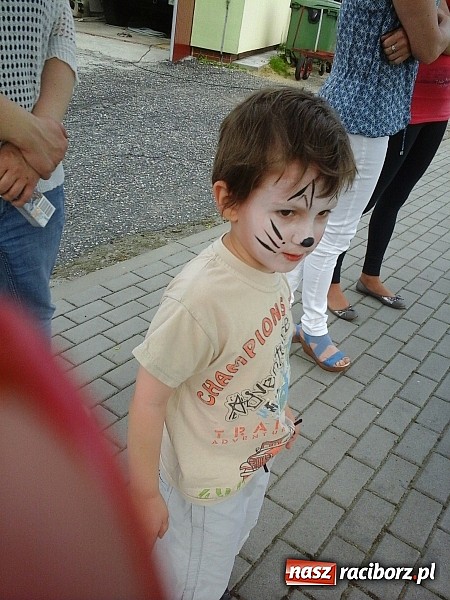 Zdjęcie w galerii na portalu naszraciborz.pl: W Szymocicach Dzień Dziecka na wesoło   wiadomości z regionu