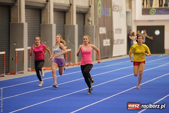 Zdjęcie w galerii na portalu naszraciborz.pl: Zmagania lekkoatletów w ZSOMS  wiadomości z regionu