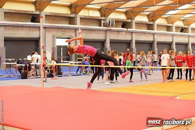 Zdjęcie w galerii na portalu naszraciborz.pl: Zmagania lekkoatletów w ZSOMS  wiadomości z regionu