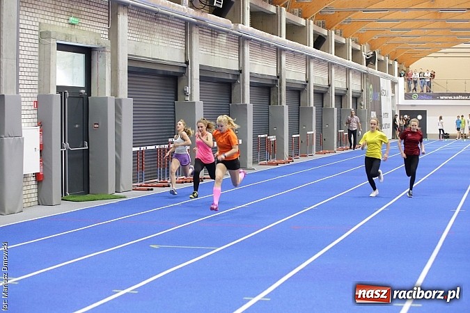 Zdjęcie w galerii na portalu naszraciborz.pl: Zmagania lekkoatletów w ZSOMS  wiadomości z regionu