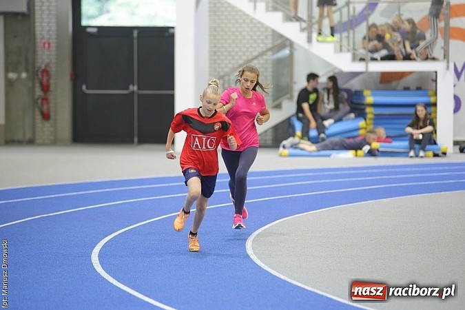 Zdjęcie w galerii na portalu naszraciborz.pl: Zmagania lekkoatletów w ZSOMS  wiadomości z regionu