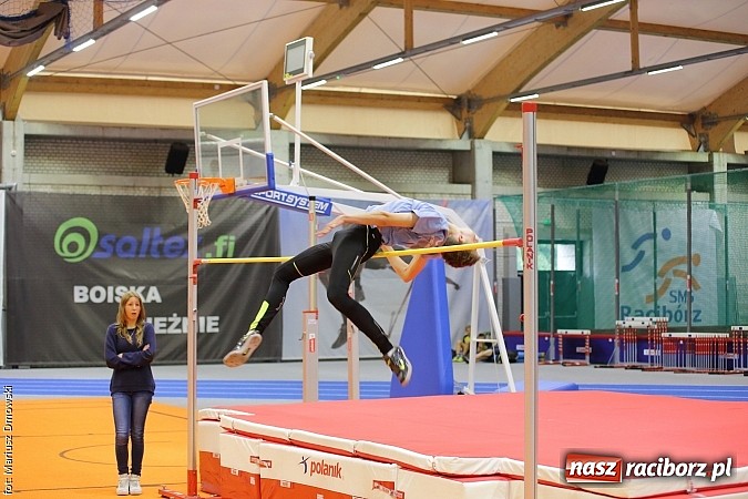 Zdjęcie w galerii na portalu naszraciborz.pl: Zmagania lekkoatletów w ZSOMS  wiadomości z regionu