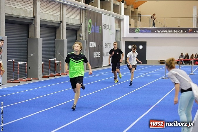 Zdjęcie w galerii na portalu naszraciborz.pl: Zmagania lekkoatletów w ZSOMS  wiadomości z regionu