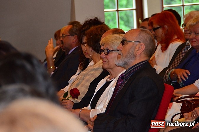 Zdjęcie w galerii na portalu naszraciborz.pl: NARCYZY 2015 przyznane - uroczysta gala na Zamku Piastowskim  wiadomości z regionu