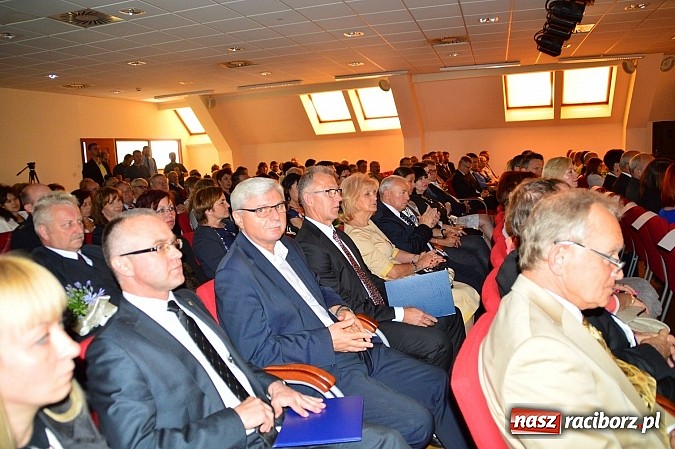 Zdjęcie w galerii na portalu naszraciborz.pl: NARCYZY 2015 przyznane - uroczysta gala na Zamku Piastowskim  wiadomości z regionu