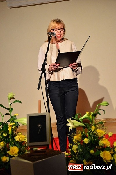 Zdjęcie w galerii na portalu naszraciborz.pl: NARCYZY 2015 przyznane - uroczysta gala na Zamku Piastowskim  wiadomości z regionu