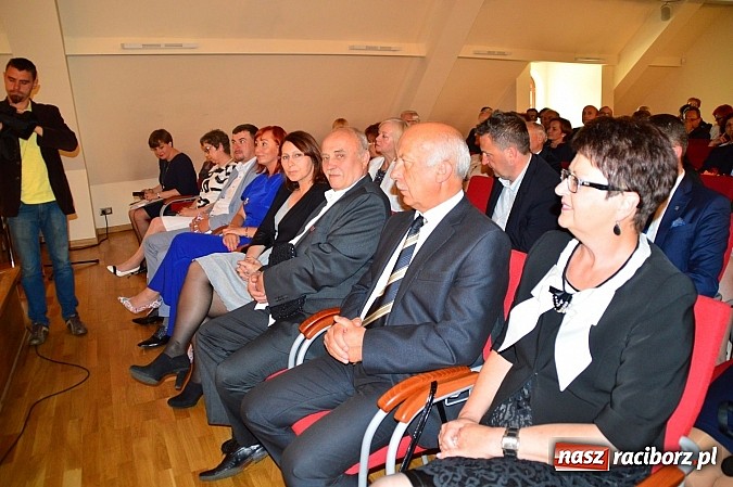 Zdjęcie w galerii na portalu naszraciborz.pl: NARCYZY 2015 przyznane - uroczysta gala na Zamku Piastowskim  wiadomości z regionu