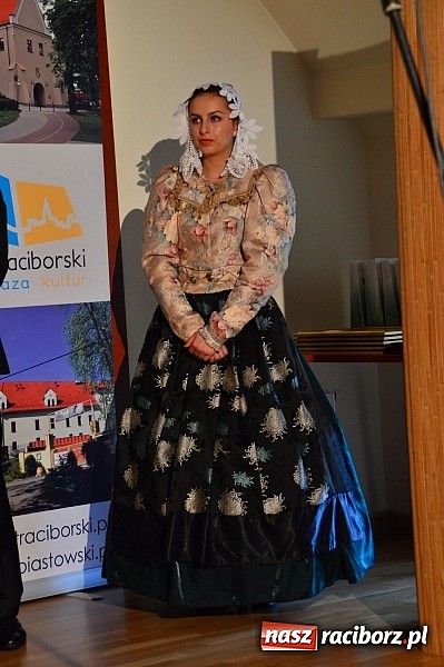 Zdjęcie w galerii na portalu naszraciborz.pl: NARCYZY 2015 przyznane - uroczysta gala na Zamku Piastowskim  wiadomości z regionu